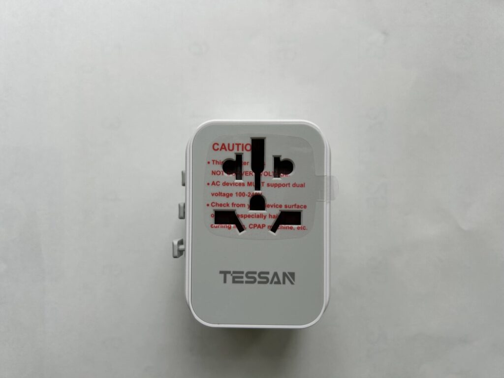 TESSAN作って コンセント口