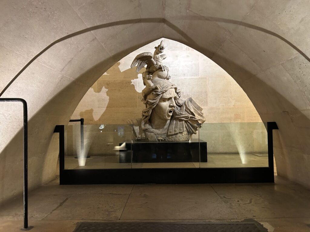 凱旋門 アッテカの間の彫刻