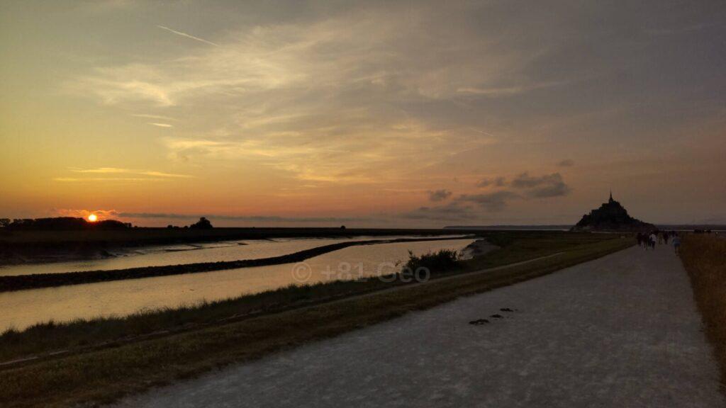 夕暮れのモンサンミッシェル