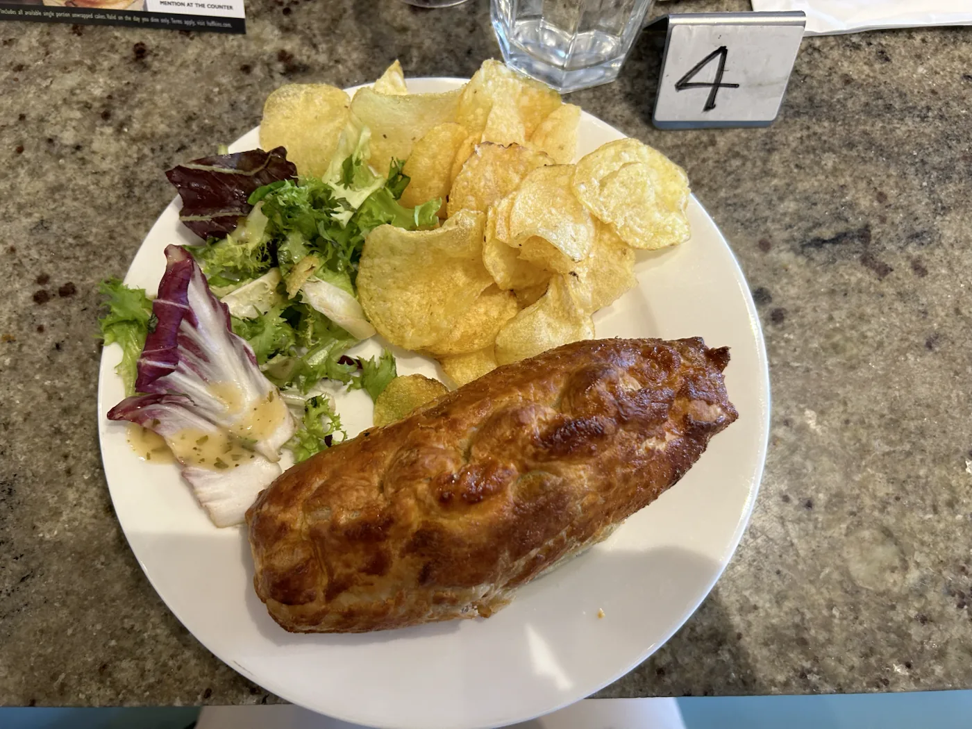 ストウ・オン・ザ・ウォルドのハフキンズで食べたペストリー